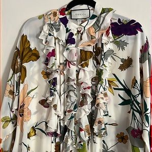 Floral ruffled front Gucci never worn